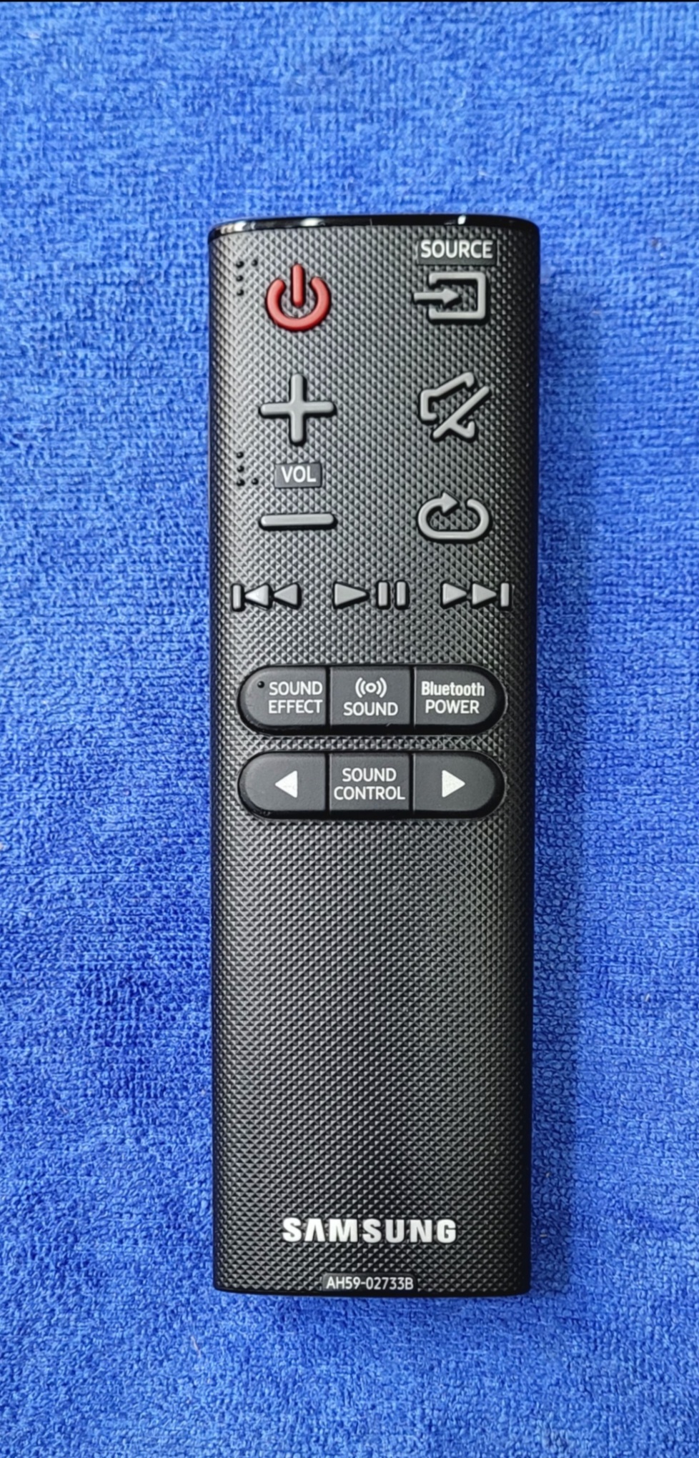 این کنترل اورجینال فابریک میباشد